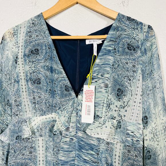 NEW! BCBGeneration Deep V Romper Long Sleeve Semi Sheer Light - 6 - Picture 3 of 7